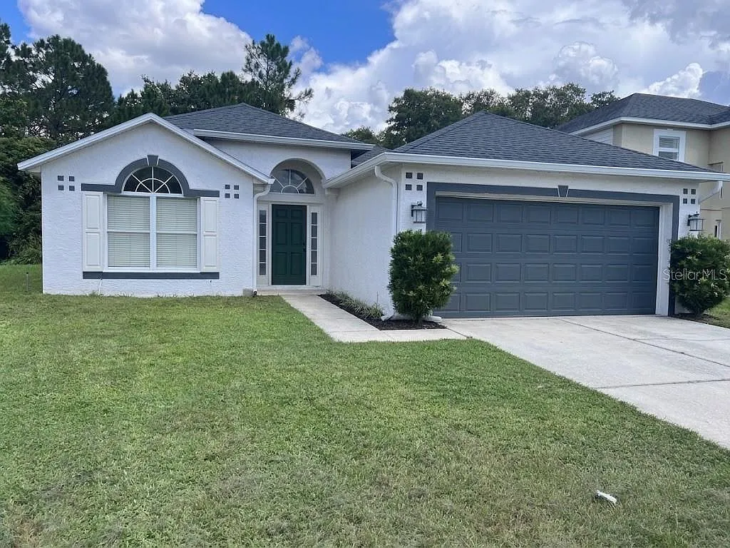 3 bed, 2.0 bath, 1652 sqft, $2,495 — Photo 1
