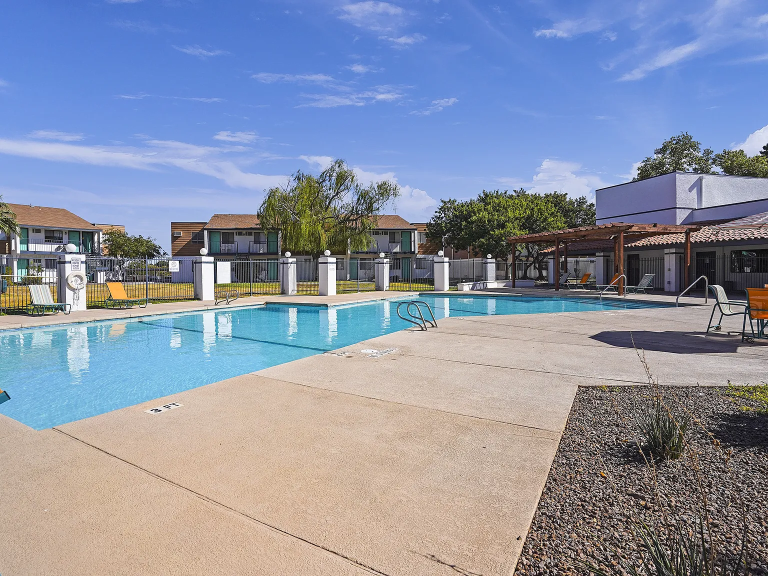 Raintree Village — Photo 3