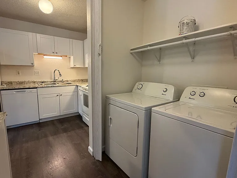 710 City Park Ave #A122 — Photo 10