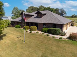 125 Mountain Grove Rd, Branson, MO 65616