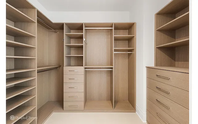 Sold by Douglas Elliman | media 20