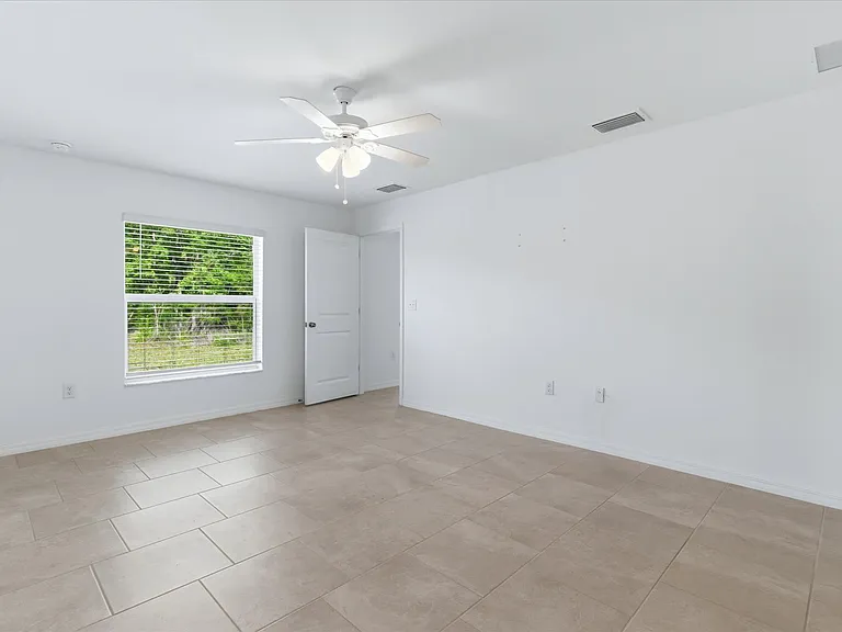 3911 Treasure Oak Way — Photo 9