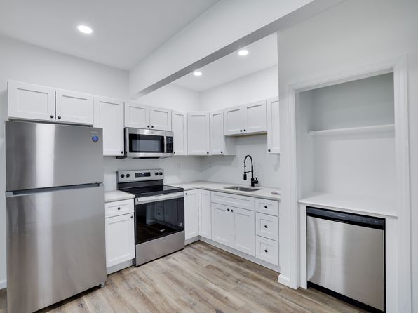 123 Evergreen Ln #6