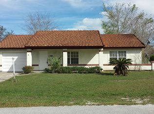 301 Oak Track Loop, Ocala, FL 34472