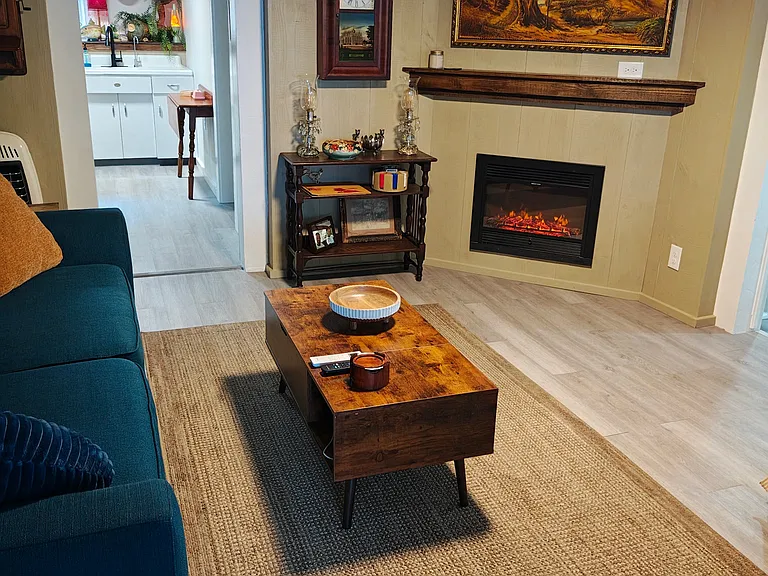 22 Linwood Ave — Photo 2