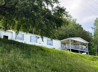 18 Charley Turner Rd, Booneville, KY 41314