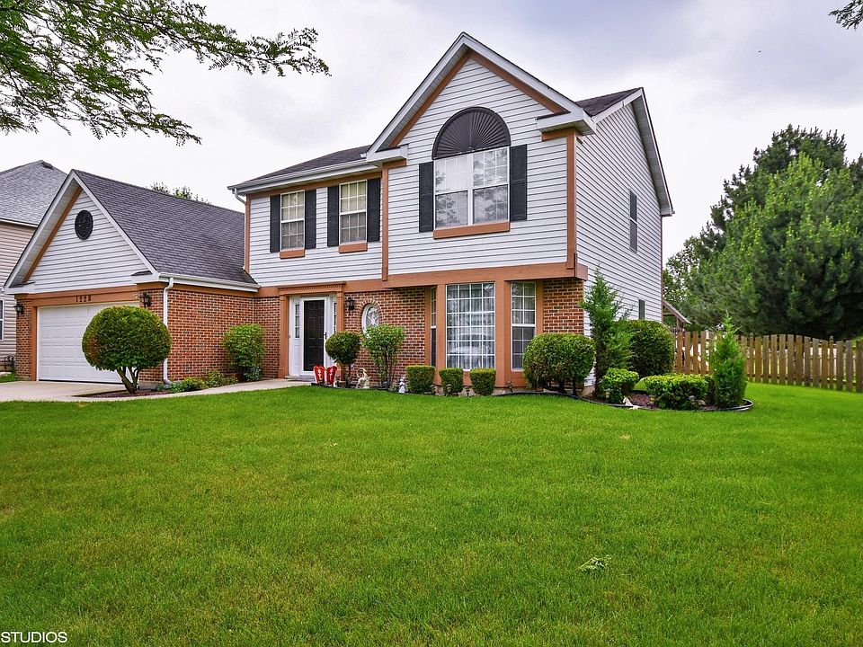 1st image of 1228 Easton Dr