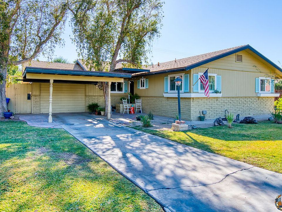 1st image of 731 Desert Gardens Dr