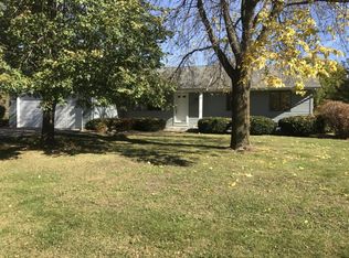 9586 Polaris Ln N, Maple Grove, MN 55369