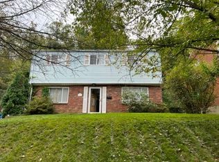 1311 Grouse Dr, Pittsburgh, PA 15243