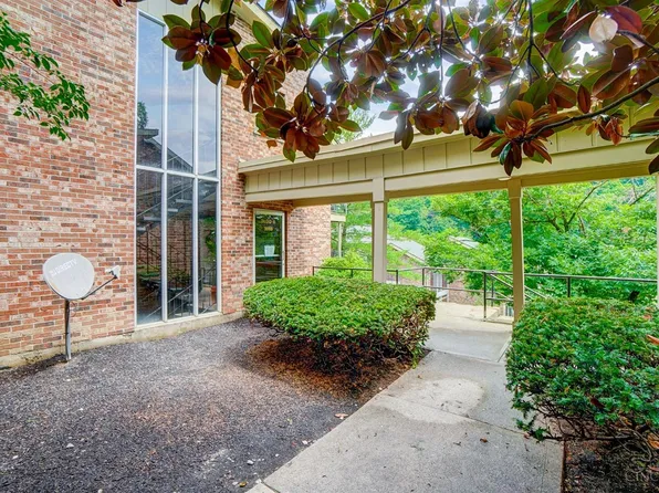 3069 Alpine Ter APT 15B, Cincinnati, OH 45208