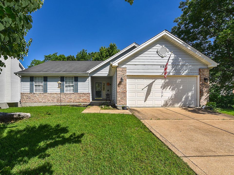 1st image of 5168 Kings Park Dr