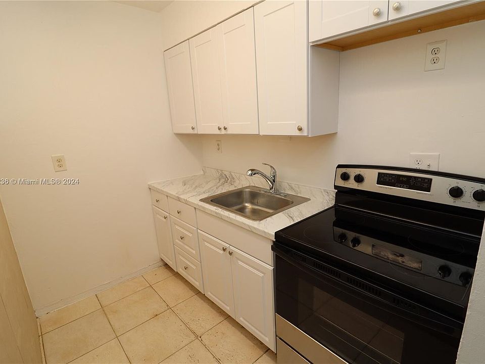 1st image of 499 NW 42nd St APT 5