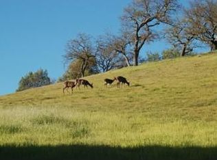 22 Lupine Cir, Novato, CA 94947
