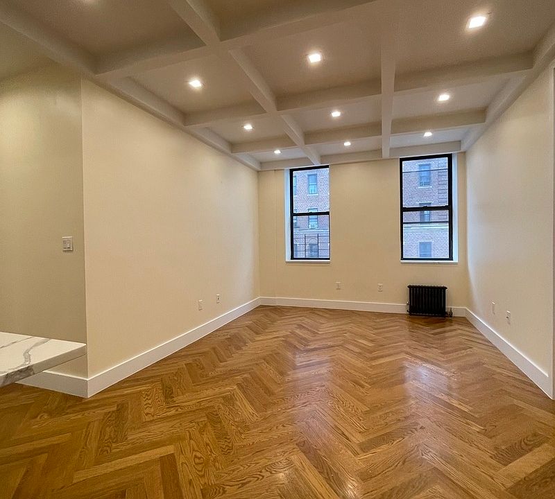 1st image of 941 Washington Ave #503