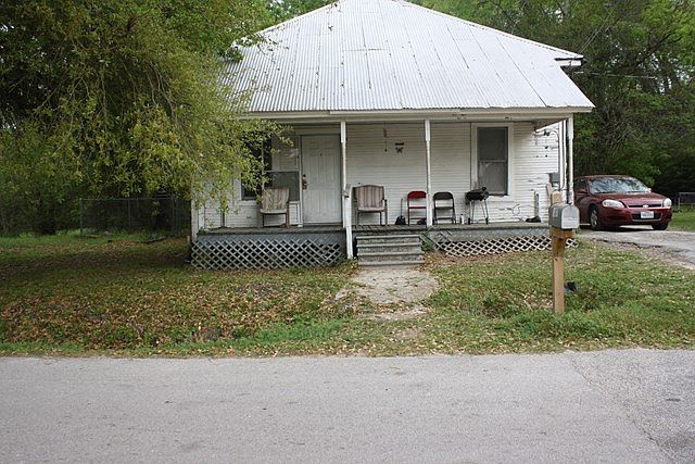 1st image of 1307 Myrna Ave