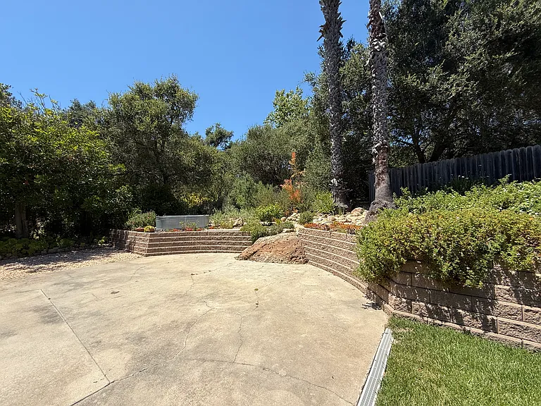 733 Circle Dr — Photo 21