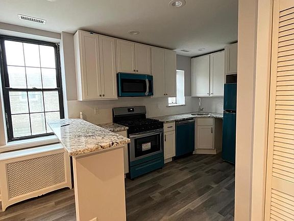 4th image of 1208 Mifflin St Floor 2