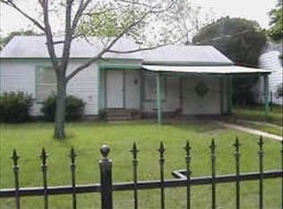 709 N Saint Augustine Dr, Dallas, TX 75217