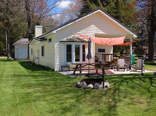 109 Brandy Dr, Cadillac, MI 49601