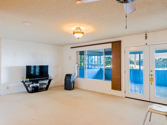 4th image of 321 Pakika Pl