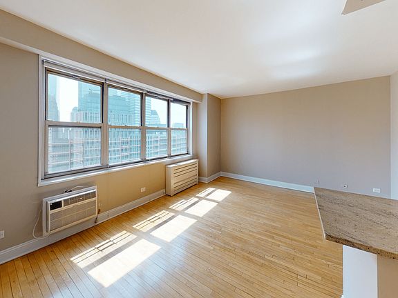 5th image of 310 Greenwich St APT 34E