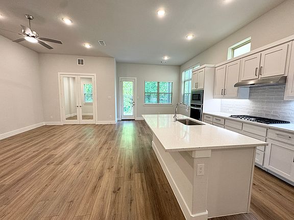 5th image of 8103 Emsworth Dr