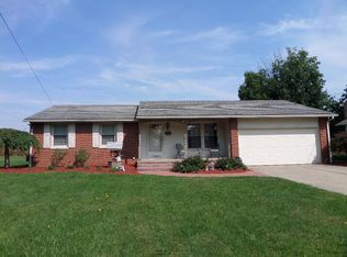 1256 Smith Rd, Ashland, OH 44805