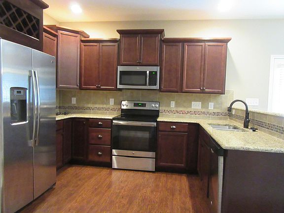 Lots of Storage in Kitchen