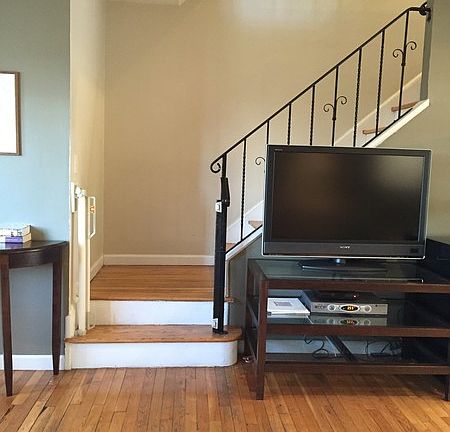 5th image of 66 Finch Ln