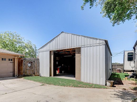 4th image of 13414 Anna Court