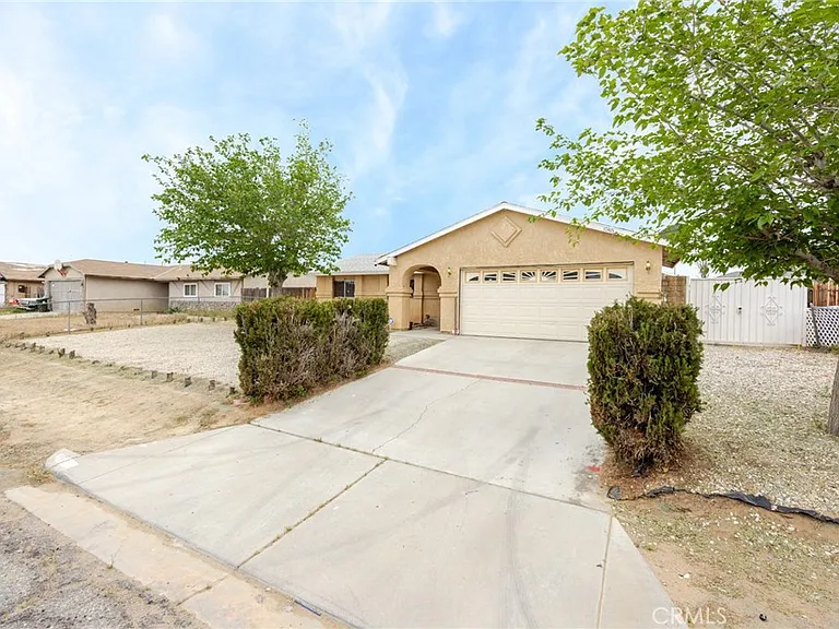 10415 Buckboard Cir — Photo 2