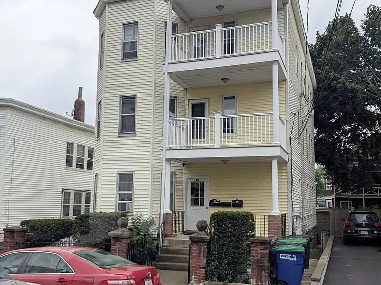 14 Belknap St #2 — Photo 23