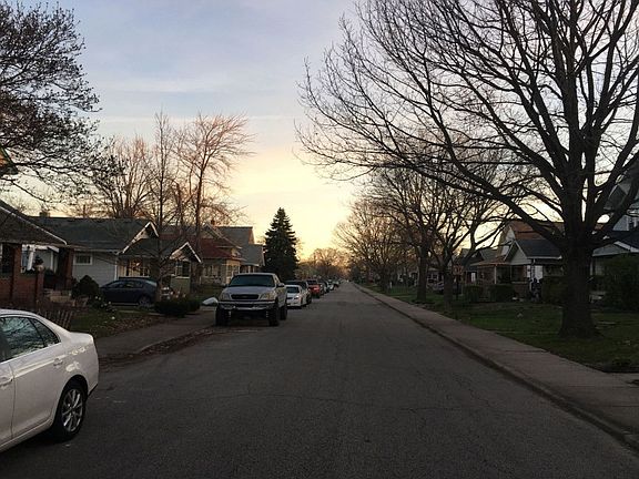 4th image of 733 Wallace Ave