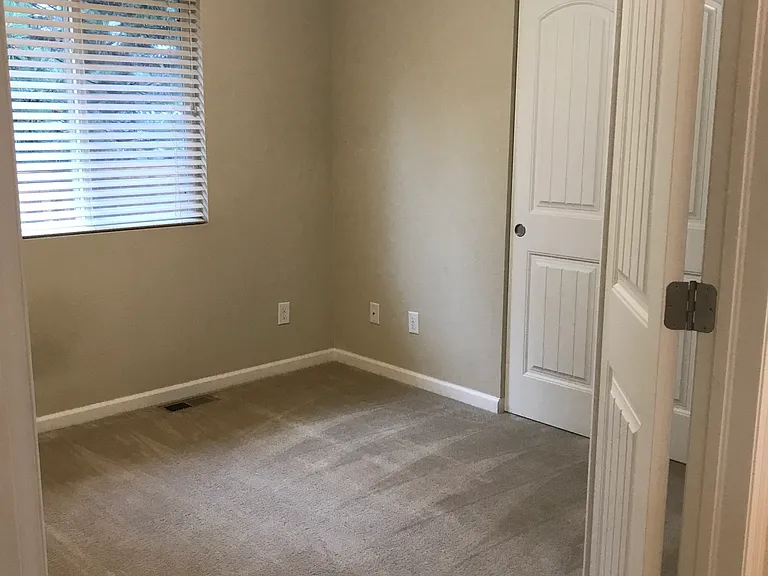 1819 Gemini Ct — Photo 17