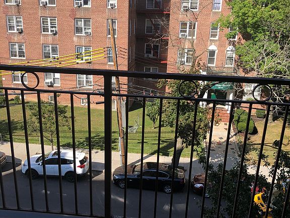 5th image of 8402 143rd St #4