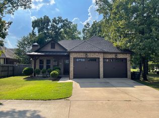 5200 S Katillus Rd, Little Rock, AR 72223