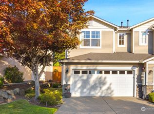 16519 48th Ave W UNIT B, Edmonds, WA 98026