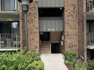 7804 Inverton Rd APT 202, Annandale, VA 22003