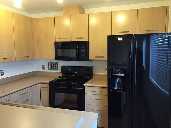4th image of 712 240th Way SE