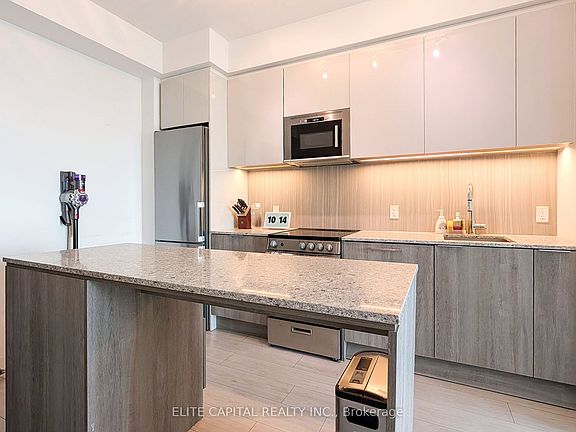 2nd image of 31 Tippett Rd #1010