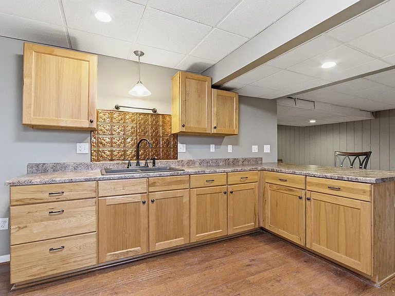 852 N Dometrorch Rd — Photo 7