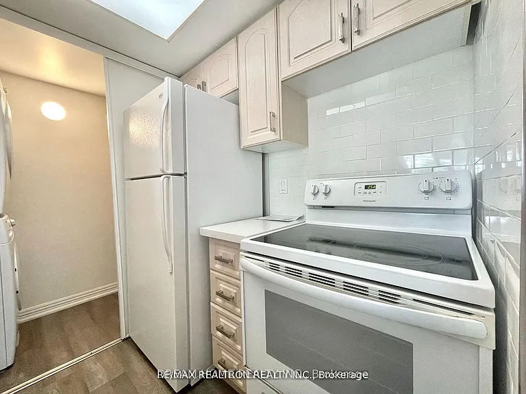 5 Greystone Walk Dr #206 — Photo 10