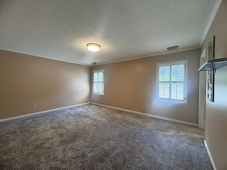 801 Driftwood Dr — Photo 29
