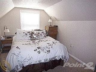 1st image of 1117 Whitcomb Ave