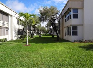 562 Normandy Ln #L, Delray Beach, FL 33484