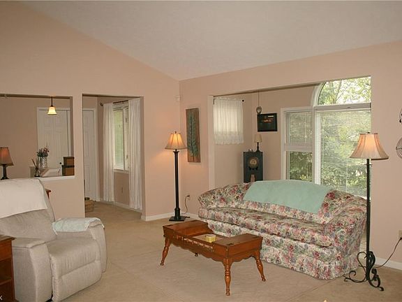 5th image of 7219 Channing Ln Unit 7219