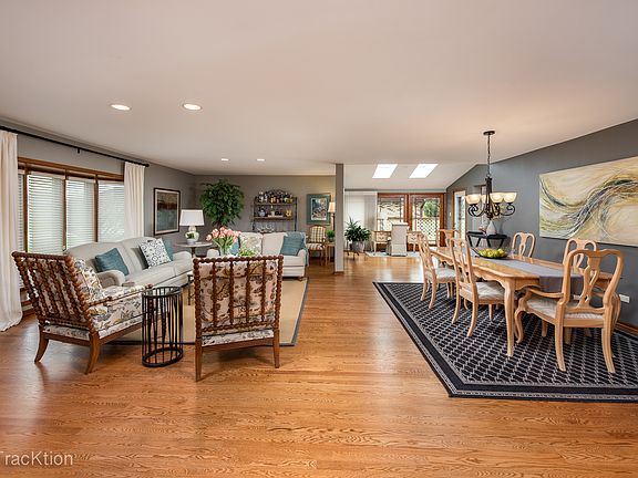 4th image of 15506 Canterbury Ln