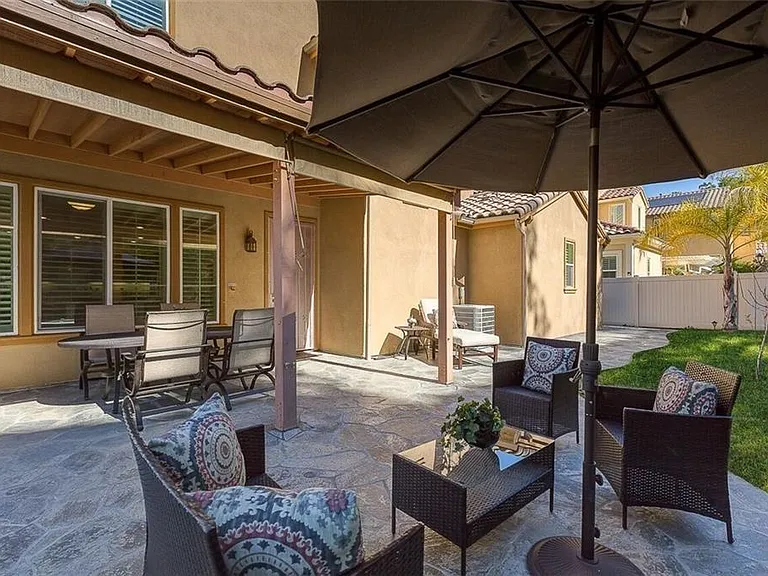 21100 Blossom Way — Photo 23