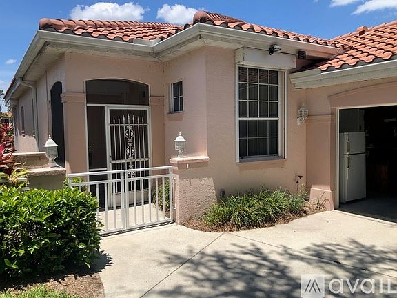 2nd image of 9151 Las Maderas Dr Unit 11